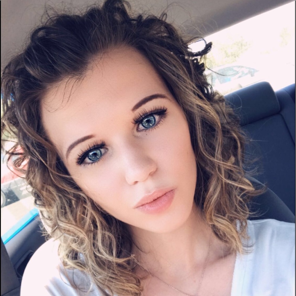 Meet your Posher, Madison